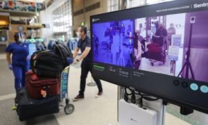 Mua vé máy bay từ Mỹ về Việt Nam: Chưa bao giờ khó như lúc này