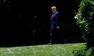Washington cân nhắc cấm hàng triệu đảng viên Trung Quốc đến Mỹ