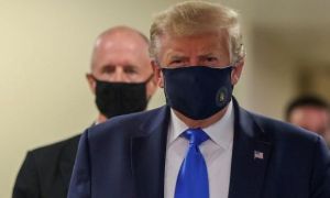 Mỹ quay cuồng vì Covid-19, Trump nói sẽ không bắt buộc đeo khẩu trang