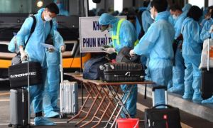 Đoàn Văn Hậu về nước trên chuyến bay từ Pháp chuẩn bị cách ly 14 ngày