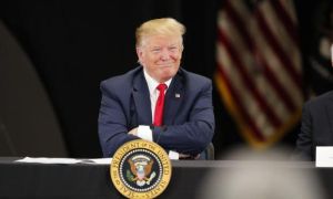 Ông Trump sẽ cấm công ty Mỹ dùng lao động nước ngoài giá rẻ thay người Mỹ nếu...