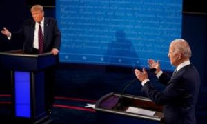 Trump - Biden: Ai chiếm ưu thế trong cuộc tranh luận 'hỗn loạn'?