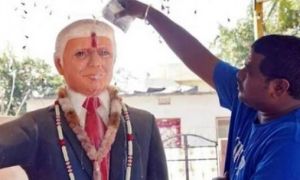 Thiệt mạng vì nhịn ăn 4 ngày cầu cho ông Trump khỏi COVID-19