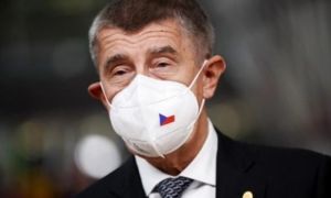 Khủng hoảng đại dịch COVID-19 lần 2, Thủ tướng Czech xin lỗi người dân