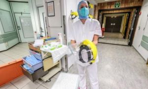 Bỉ: Quá nhiều bệnh nhân COVID-19, bác sĩ dương tính cũng phải làm việc