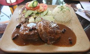 Lạ lùng món kiến mông to của người Colombia