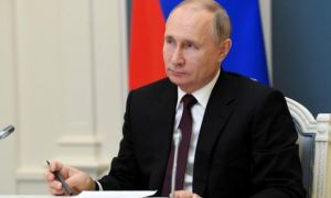 Ông Putin ký luật cho phép cựu tổng thống Nga làm thượng nghị sĩ trọn đời