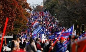 Người ủng hộ Tổng thống Trump đổ về Washington DC biểu tình