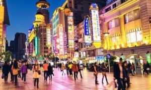 Tại sao các nhà bán lẻ ở khắp mọi nơi tìm đến Trung Quốc?