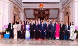Làn sóng kiều bào trẻ về Việt Nam lập nghiệp