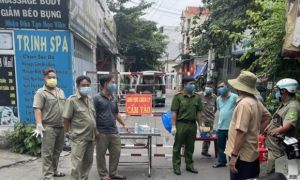 NÓNG: Mẹ 1 nhân viên sân bay Tân Sơn Nhất dương tính SARS-CoV-2, phong tỏa 1...