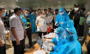 Chủng virus các nhân viên Tân Sơn Nhất mắc không phải biến thể từ Anh, lần đầu...