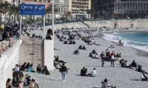 Pháp tính phong tỏa cục bộ các địa phương bùng nổ dịch Covid-19