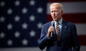 Ông Biden chưa hoàn thành một lời hứa COVID nào với lao động Mỹ