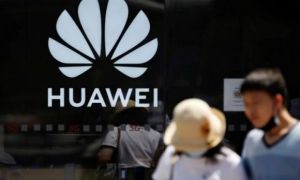 /thumb/thumb.php?src=images/stories/content/2021/02/26/42_1_nghet-tho-vi-bi-my-cam-van-huawei-chuyen-huong-sang-san-xuat-o-to-dien.jpg&w=300&h=180&zc=1&q=80&a=c