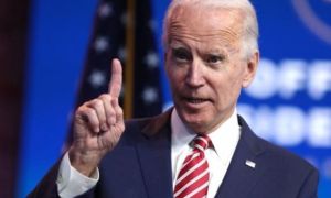 Tổng thống Biden hoàn thành nửa chặng đường tiêm phòng Covid-19 trong 100 ngày...