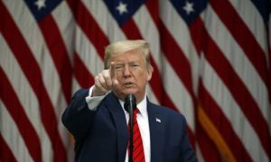 Ông Trump chuẩn bị ngày tái xuất