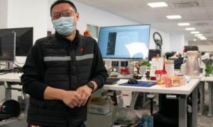 Bên trong siêu nhà máy Tesla Thượng Hải: Chủ tịch ngồi cạnh dây chuyền sản...