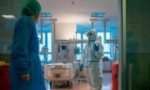 Sai lầm khiến dịch COVID tại Séc nguy cấp hơn, đi ngược xu hướng toàn cầu