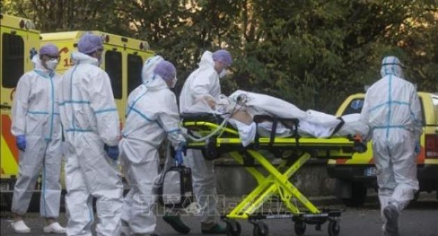 WHO cảnh báo đại dịch COVID-19 chưa thể kết thúc vào cuối năm 2021