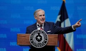 Nhờ tiêm chủng, bang Texas tuyên bố ''đến lúc mở cửa 100%''