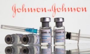 Cách Nhà Trắng khiến hai kình địch bắt tay sản xuất vaccine