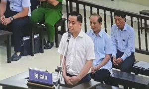 /thumb/thumb.php?src=images/stories/content/2021/03/05/42_1_vu-nhom-tiep-tuc-bi-khoi-to-toi-dua-hoi-lo.jpg&w=300&h=180&zc=1&q=80&a=c