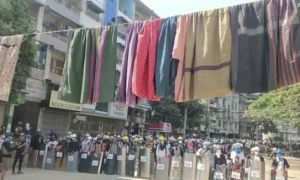 Myanmar: Người biểu tình tung