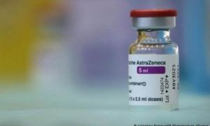 Áo đình chỉ tiêm vaccine AstraZeneca sau khi một người tiêm tử vong