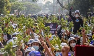 Myanmar: Hai người biểu tình thiệt mạng, quân đội kiểm soát bệnh viện