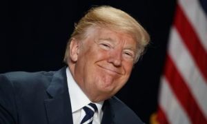 Cựu Tổng thống Trump: 'Không có tôi thì vài năm nữa mới có vaccine'