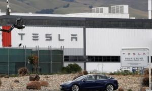 Cháy lớn tại nhà máy sản xuất ô tô điện của Tesla, Mỹ