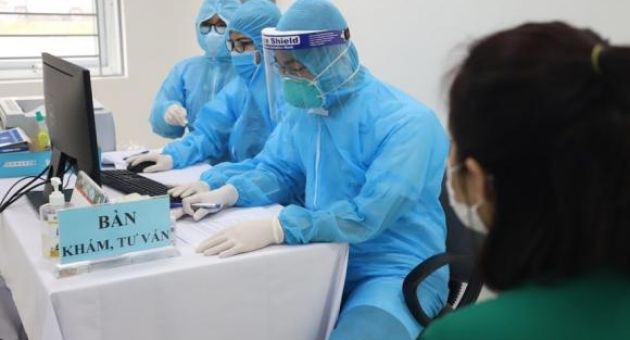 Việt Nam vẫn tiêm vaccine AstraZeneca theo kế hoạch