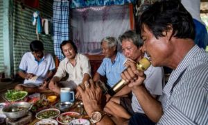 Báo SCMP: Việt Nam và một số nước châu Á 'nhức đầu' với 'đại dịch' karaoke