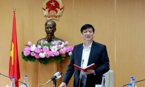Bộ trưởng Bộ Y tế: “Chúng tôi rất quan ngại có thể xuất hiện đợt dịch thứ 4 ở...