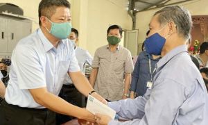 Lãnh đạo Hà Nội thăm viếng gia đình 4 nạn nhân vụ cháy cửa hàng