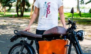 /thumb/thumb.php?src=images/stories/content/2021/04/18/42_1_giac-mo-tesla-cua-startup-xe-may-dien-viet-nam.jpg&w=300&h=180&zc=1&q=80&a=c