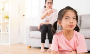 Có những tật xấu này đồng nghĩa với việc trẻ đã trở nên rất hư và khó dạy, cha...