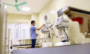 Chuyên gia y tế: Người dân tự mua máy thở, tích trữ oxy là lãng phí và tiềm ẩn...