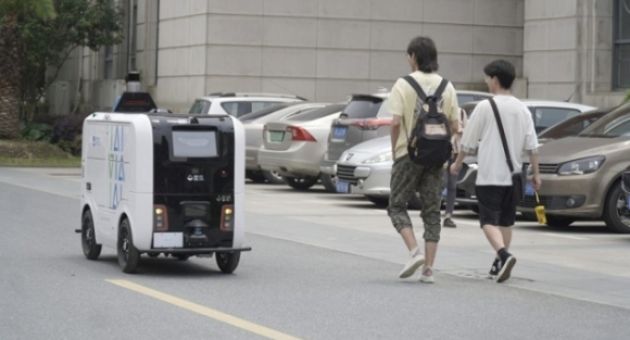 Alibaba đẩy mạnh giao hàng bằng robot