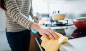 Ở nhà giúp vợ rửa bát quét nhà thì có sao?