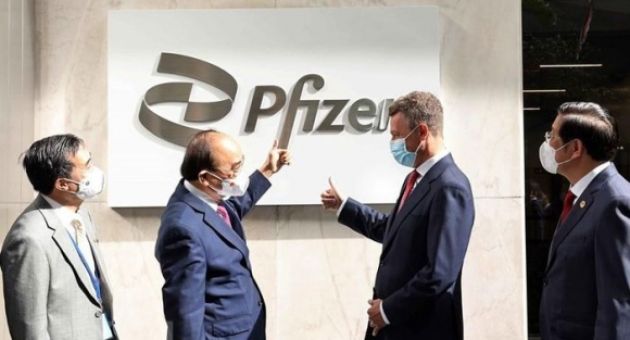 20 triệu liều vắc xin Pfizer cho trẻ em, đủ dữ liệu tính an toàn sẽ giao cho...
