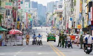 Mỗi ngày Hà Nội 'mời' gần 3.000 người 'quay đầu' khi có ý định ra/vào thành phố