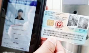 Người dân gặp khó khi căn cước ''làm vài tháng chưa được cấp''