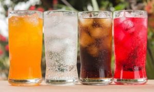 Uống một lon nước ngọt mỗi ngày, cơ thể bị hủy hoại thế nào?