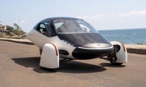 Xe điện 'không bao giờ phải sạc' sắp ra mắt