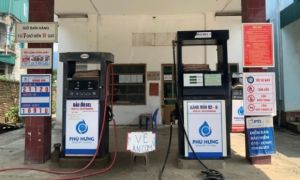 Treo biển 'về ăn cơm' nghỉ bán, một cây xăng bị phạt 10 triệu đồng
