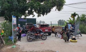 Đường dài từ phía Nam về quê, giấy xét nghiệm hết hạn mà chưa tới nhà
