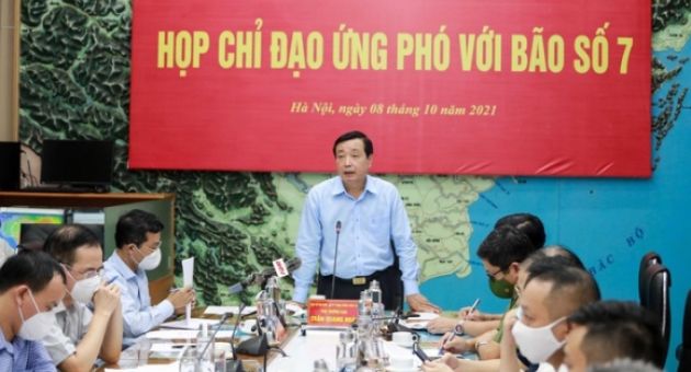 Bộ Công an huy động 60.000 cán bộ, chiến sĩ ứng phó với bão số 7