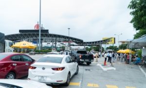 Cửa ngõ ra vào Hà Nội vẫn áp dụng theo chỉ thị 16, người dân mong 'sớm thay đổi'